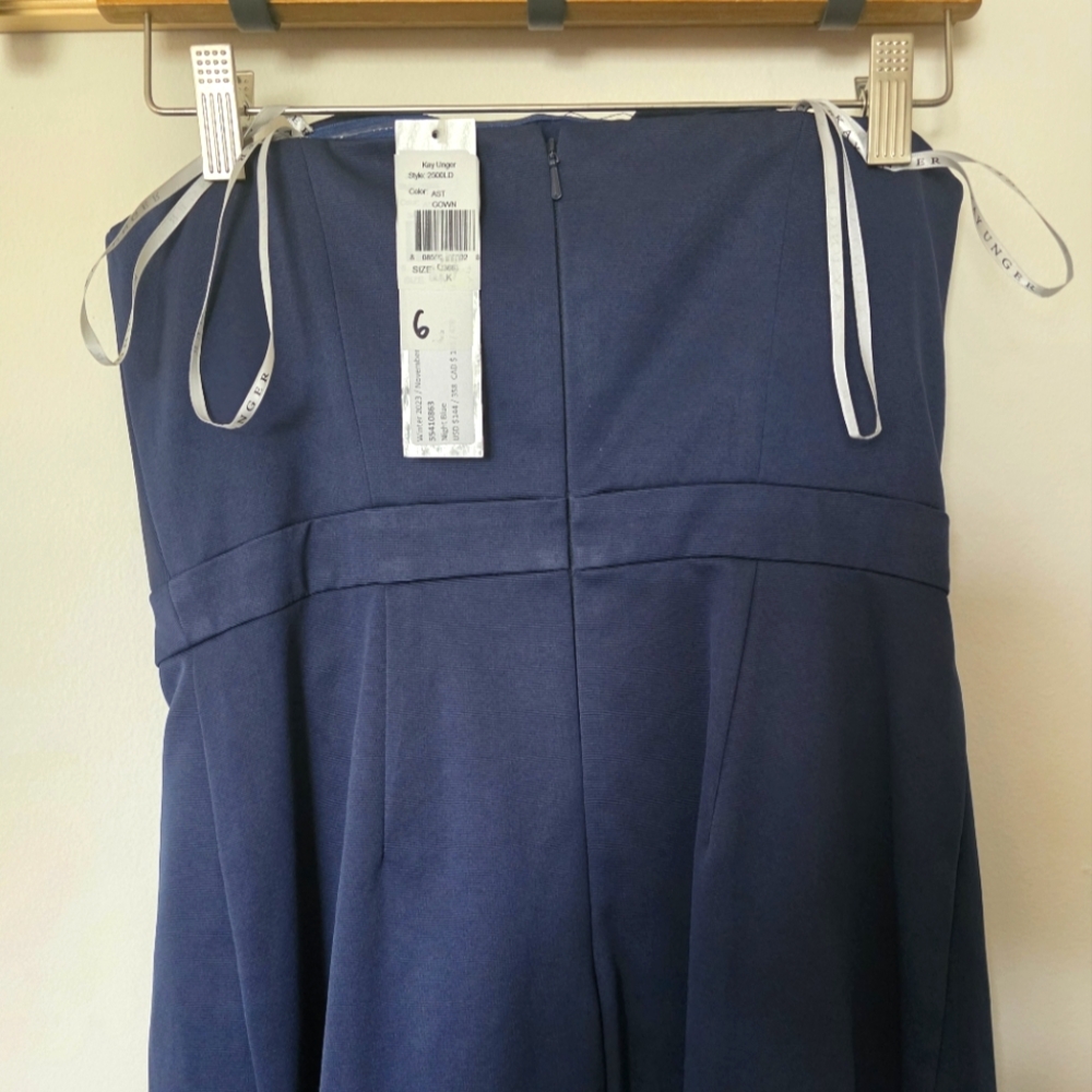 NWT Kay Unger Valia Walk Thru Jumpsuit Sz. 6 - Picture 9 of 13